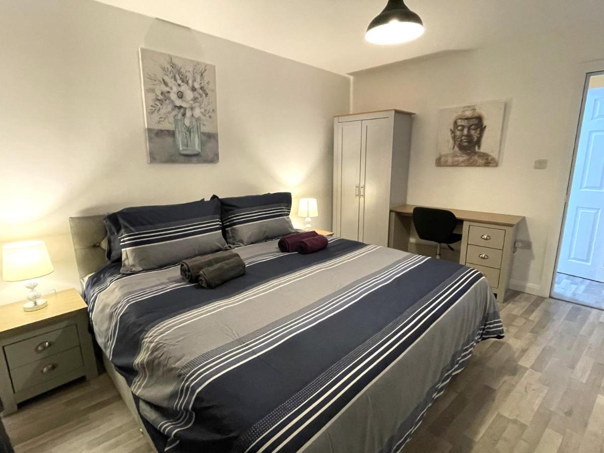 Supreme - 1 Bedroom Apart Sleeps 4 Short/Long Stay 질링엄 외부 사진