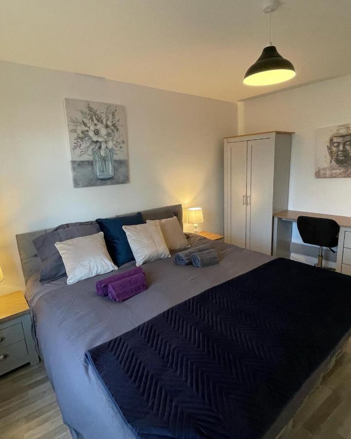 Supreme - 1 Bedroom Apart Sleeps 4 Short/Long Stay 질링엄 외부 사진