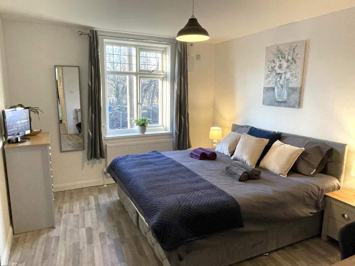 Supreme - 1 Bedroom Apart Sleeps 4 Short/Long Stay 질링엄 외부 사진